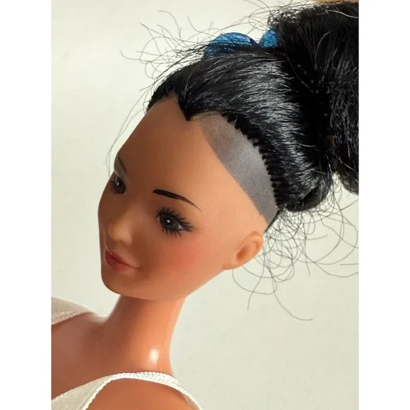 Rare‎ Vintage Mattel 1966 Body, 1980 Head Barbie DOLL Malaysia 12